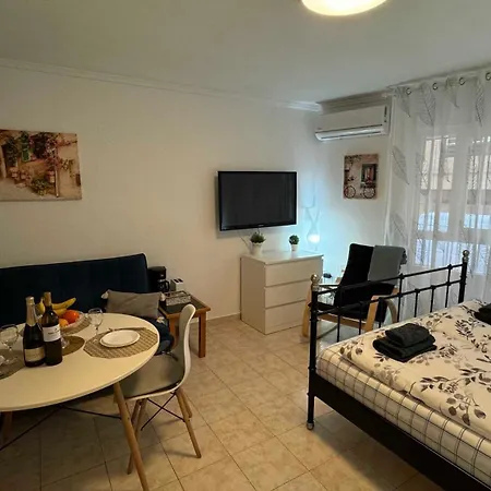 Estudio Moderno 100 Metros De La Playa Lejlighed *